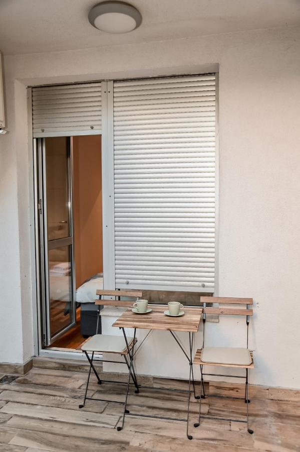 Miha Apartment Belgrado Esterno foto
